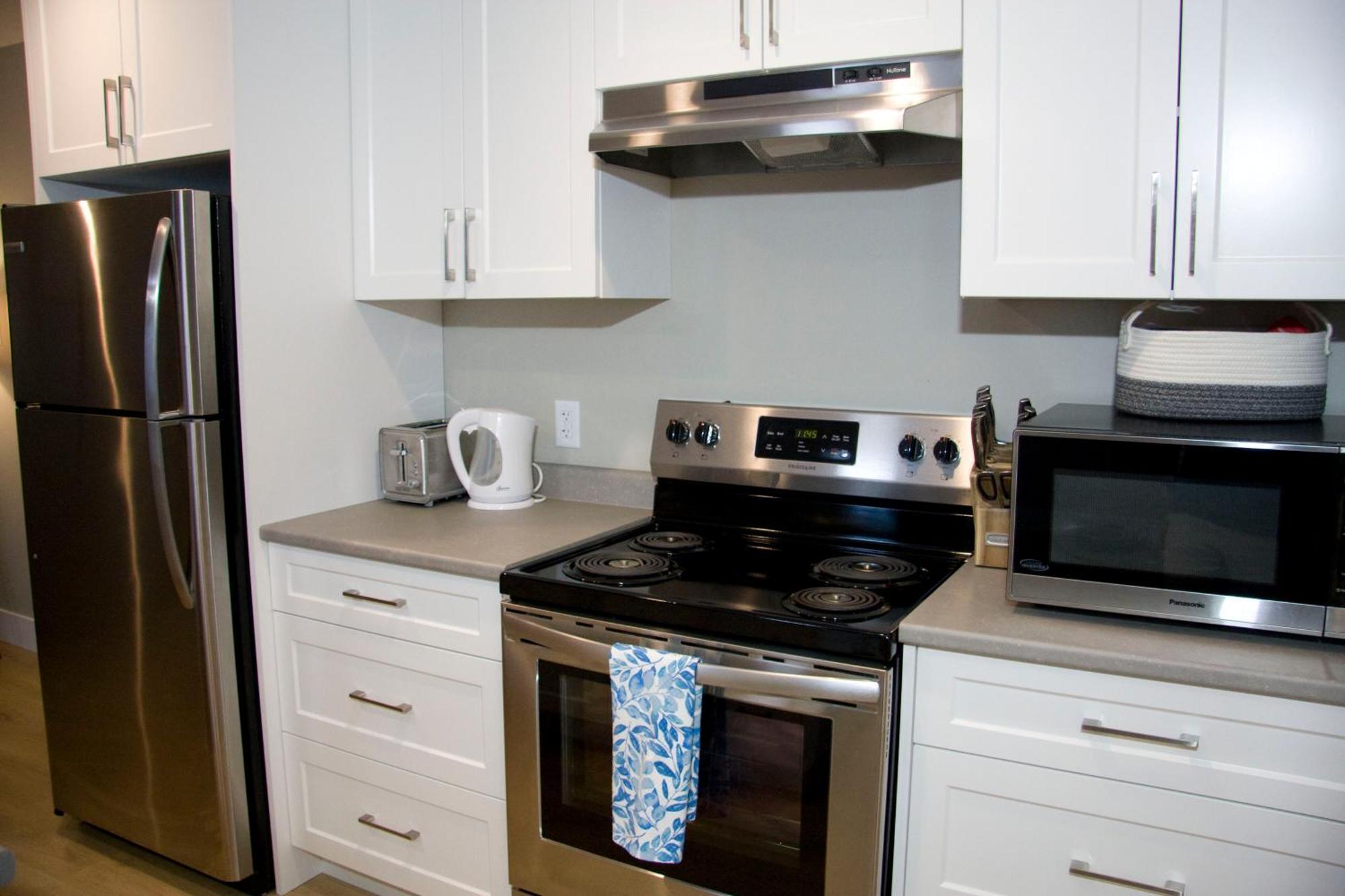 M&M'S Maple Bay Mountain Guesthouse - Licensed ดันแคน ภายนอก รูปภาพ