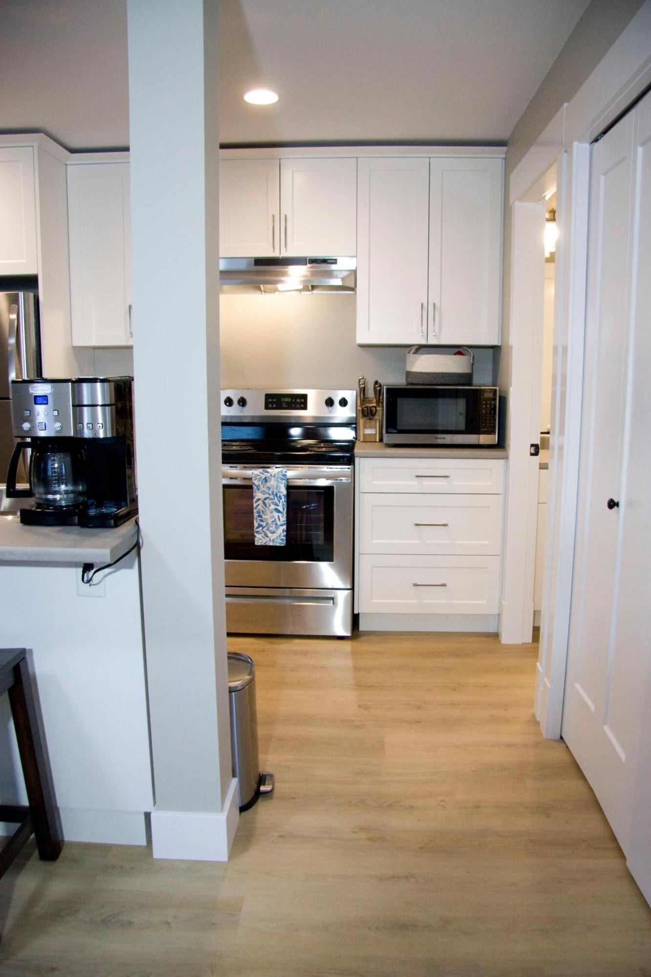 M&M'S Maple Bay Mountain Guesthouse - Licensed ดันแคน ภายนอก รูปภาพ
